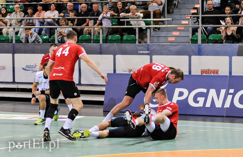 Gwardia zatrzymała Meblarzy zdjęcie nr 159983