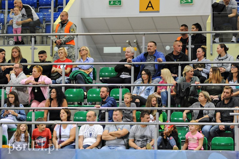 Gwardia zatrzymała Meblarzy zdjęcie nr 159978