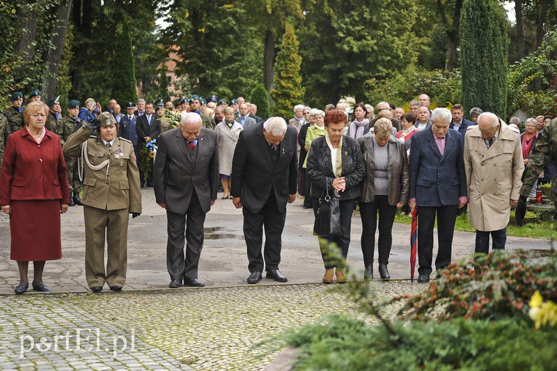 Elblążanie pamiętają o sowieckiej agresji zdjęcie nr 160676