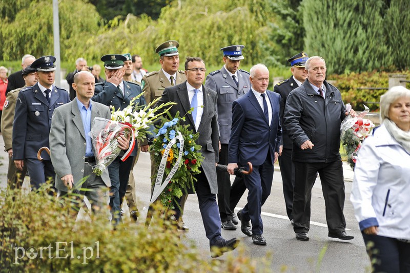 Elblążanie pamiętają o sowieckiej agresji zdjęcie nr 160654