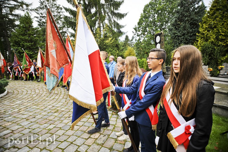Elblążanie pamiętają o sowieckiej agresji zdjęcie nr 160662