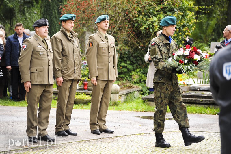 Elblążanie pamiętają o sowieckiej agresji zdjęcie nr 160681