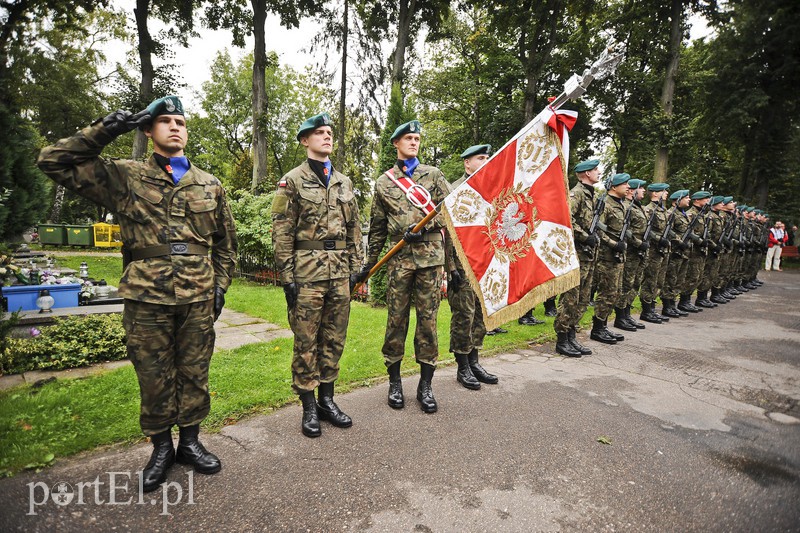 Elblążanie pamiętają o sowieckiej agresji zdjęcie nr 160659
