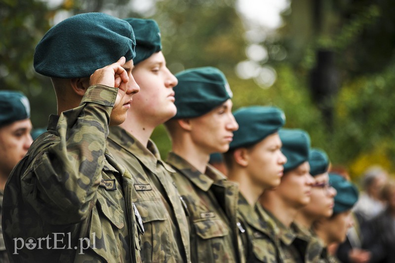 Elblążanie pamiętają o sowieckiej agresji zdjęcie nr 160673