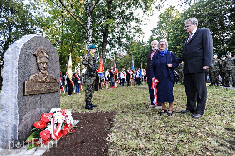 Generał dobrze zapamiętany zdjęcie nr 161402