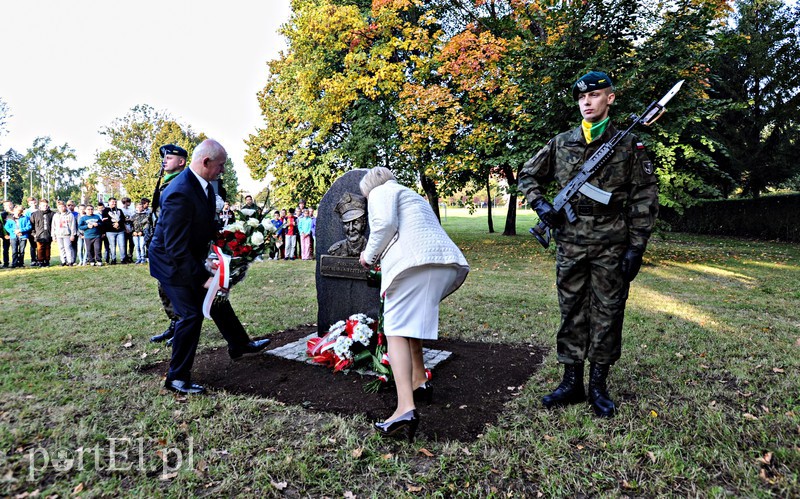 Generał dobrze zapamiętany zdjęcie nr 161404