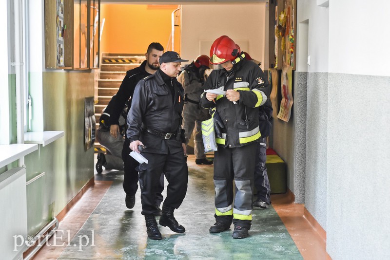 W szkole rozlał się kwas zdjęcie nr 162811