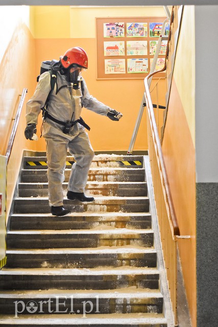 W szkole rozlał się kwas zdjęcie nr 162818