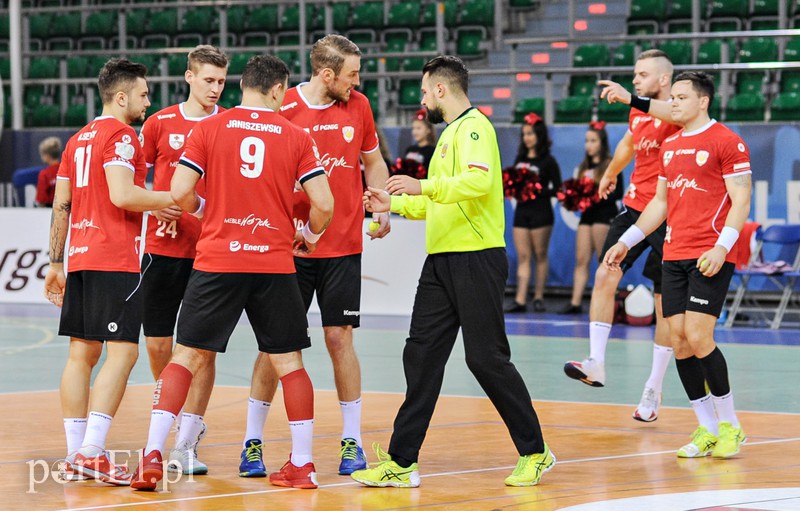 Stal rozbiła Meblarzy zdjęcie nr 162876