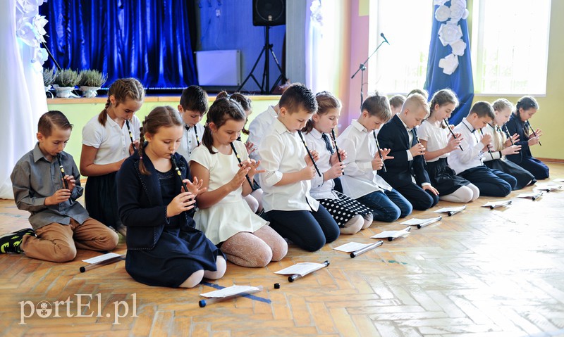 Szkoła na "szóstkę" ma urodziny zdjęcie nr 163080