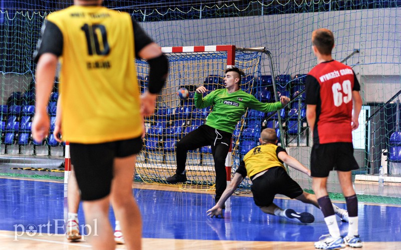 Inauguracyjne zwycięstwo na własnym parkiecie juniorów Truso zdjęcie nr 163313