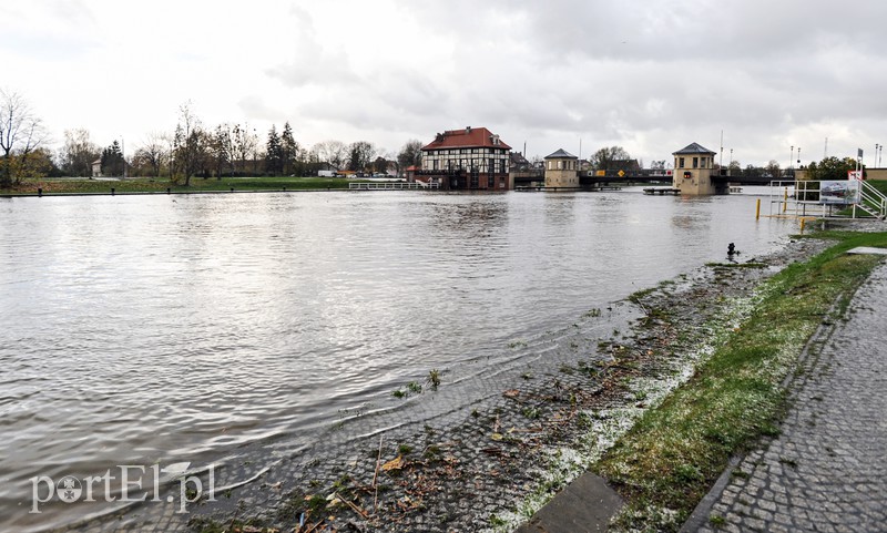Uwaga, pogotowie przeciwpowodziowe! zdjęcie nr 163636
