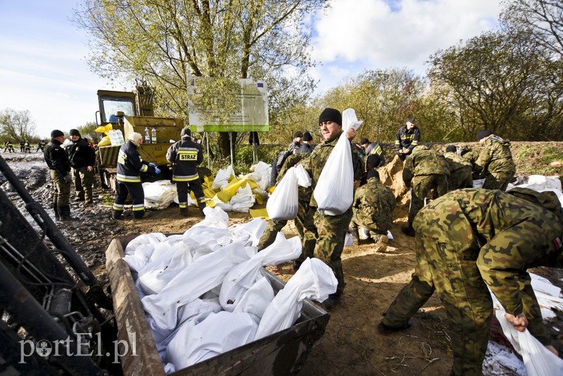 Jezioro Druzno. Czy wał wytrzyma? zdjęcie nr 163701