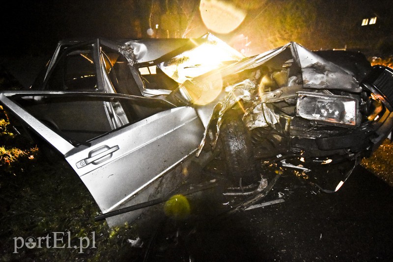 Zderzenie mercedesa z ciągnikiem zdjęcie nr 163825