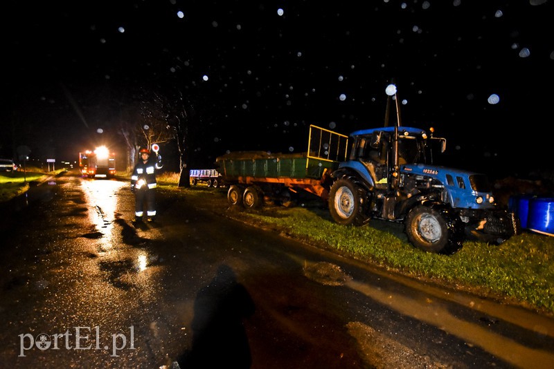 Zderzenie mercedesa z ciągnikiem zdjęcie nr 163830