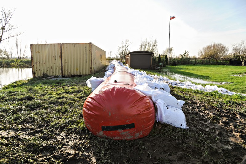 Walczą z zatorami, liczą na pogodę zdjęcie nr 163948