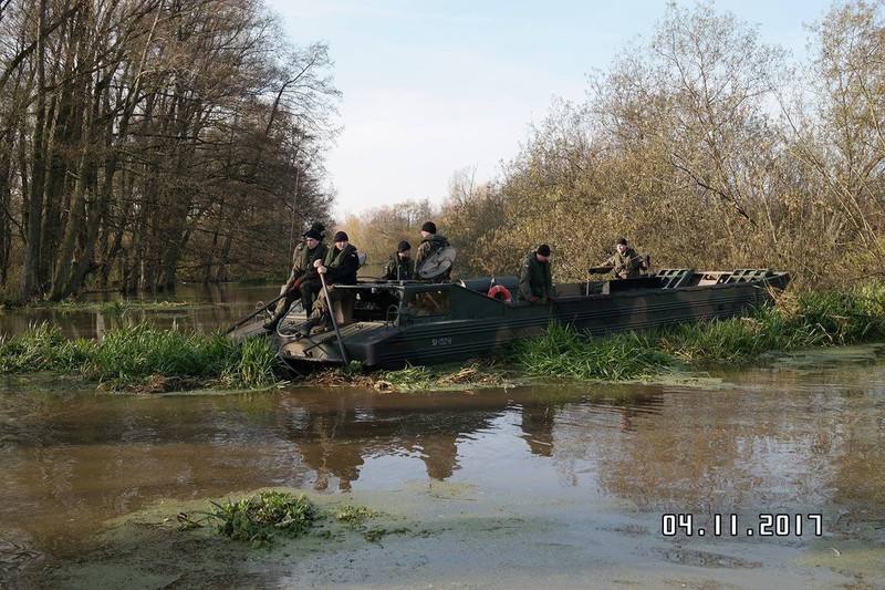 Walczą z zatorami, liczą na pogodę zdjęcie nr 163935