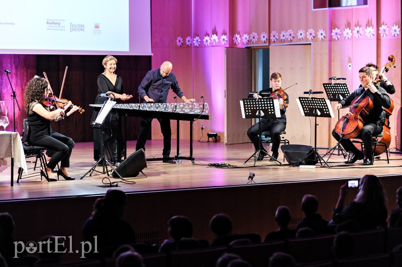 Melodie wyczarowane z kieliszków zdjęcie nr 164112