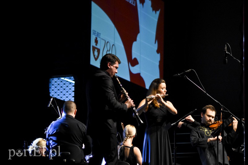 Popłynęła muzyka dla niepodległej zdjęcie nr 164298