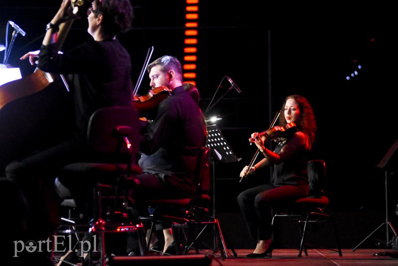 Popłynęła muzyka dla niepodległej zdjęcie nr 164290