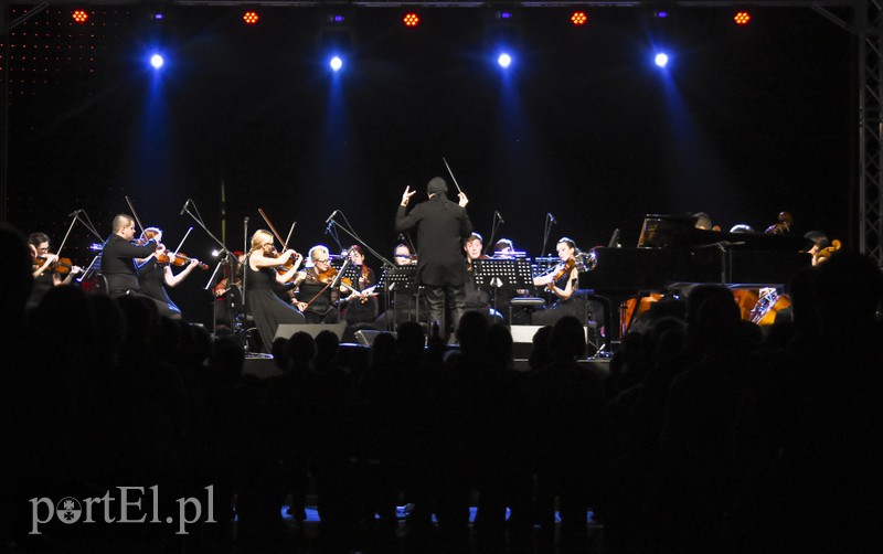 Popłynęła muzyka dla niepodległej zdjęcie nr 164291