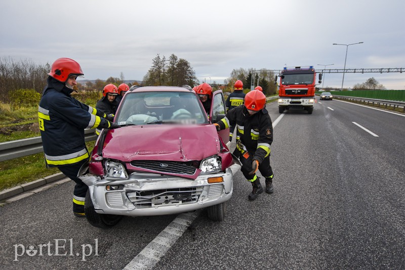Zderzenie daihatsu z cysterną na S7 zdjęcie nr 164565