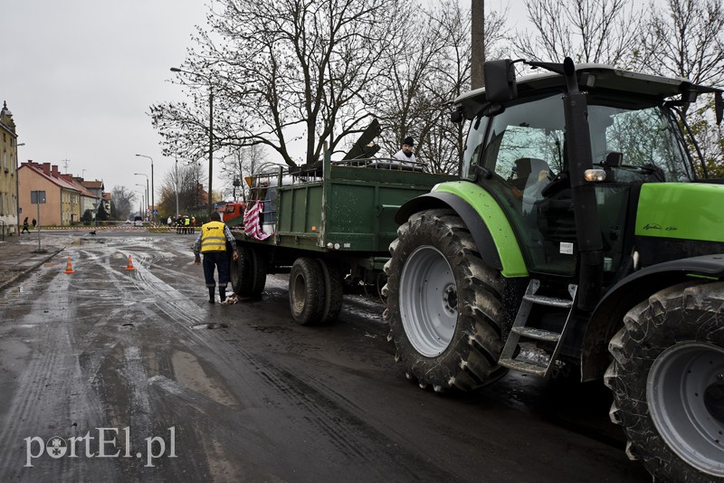 Wypadł ładunek, ruch zablokowany zdjęcie nr 164630