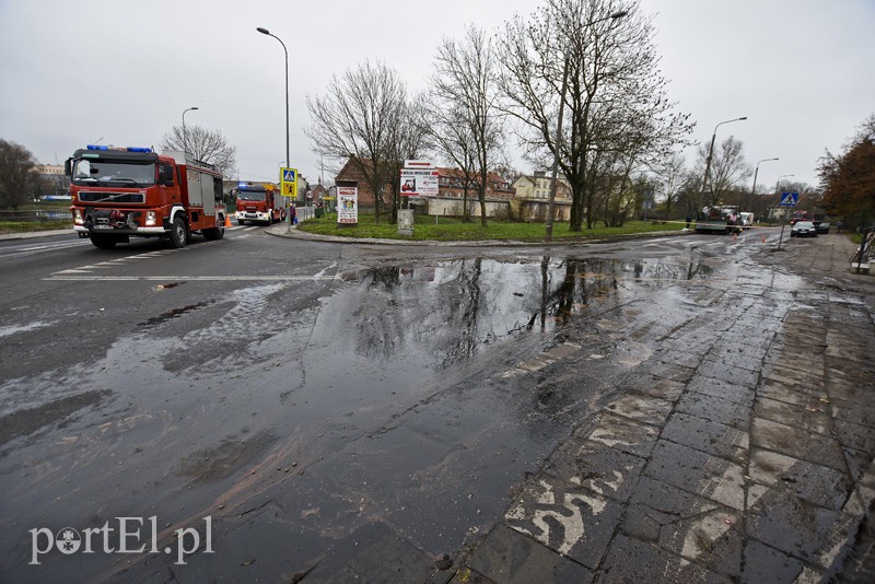 Wypadł ładunek, ruch zablokowany zdjęcie nr 164627