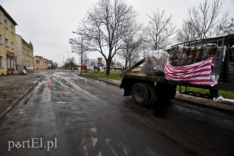 Wypadł ładunek, ruch zablokowany zdjęcie nr 164629