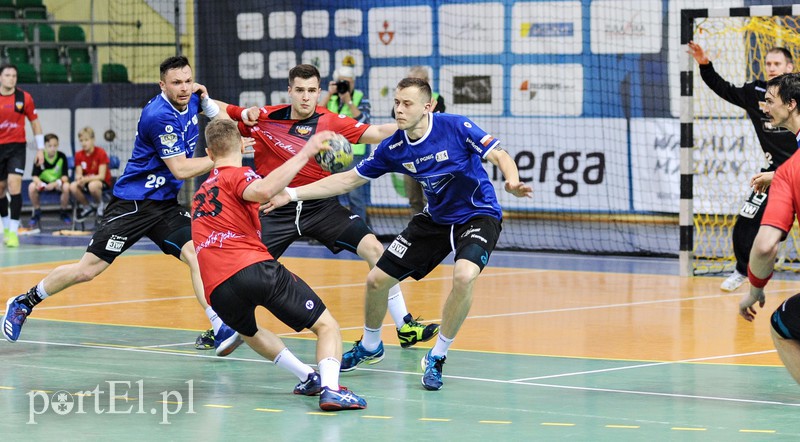 Wybrzeże gromi Meblarzy zdjęcie nr 165130