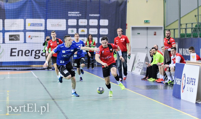 Wybrzeże gromi Meblarzy zdjęcie nr 165123