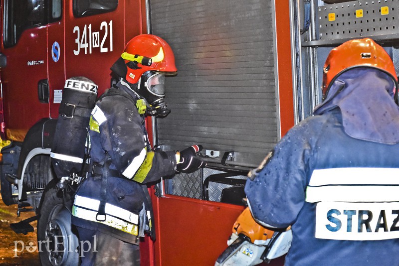 Pożar poddasza w Dąbrowie zdjęcie nr 165410