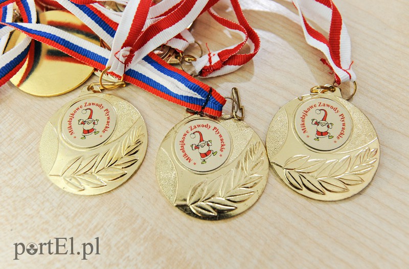 Mikołajkowe zawody pływackie zdjęcie nr 166486