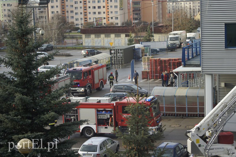 Alarm w CH Ogrody na zdjęciach Czytelnika zdjęcie nr 166740