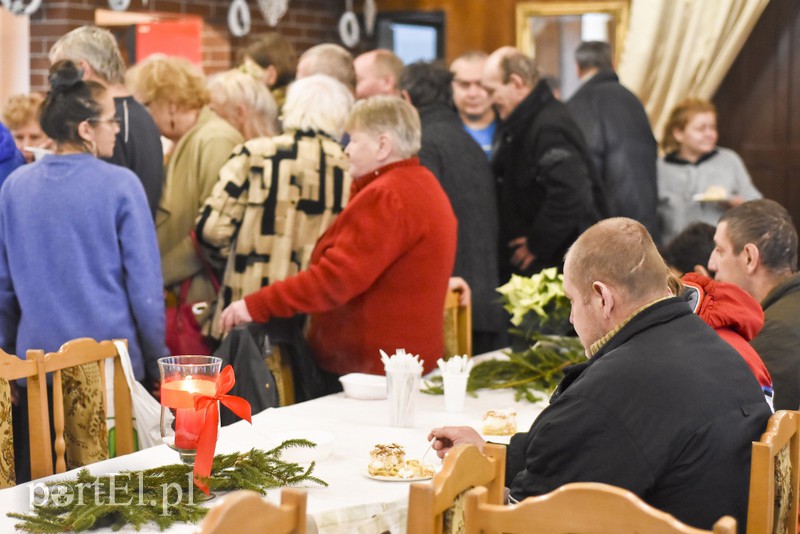 Przychodzą po kawałek normalności zdjęcie nr 166846