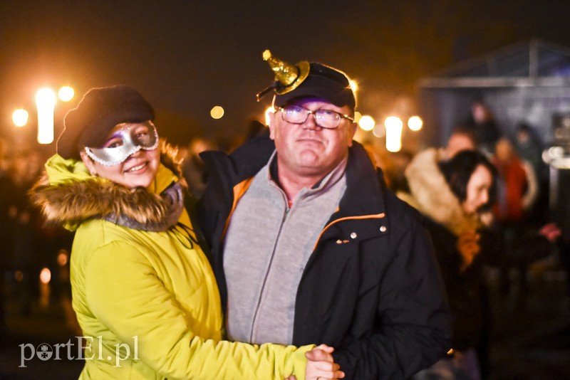 Tak Elbląg przywitał nowy 2018 rok! zdjęcie nr 166967