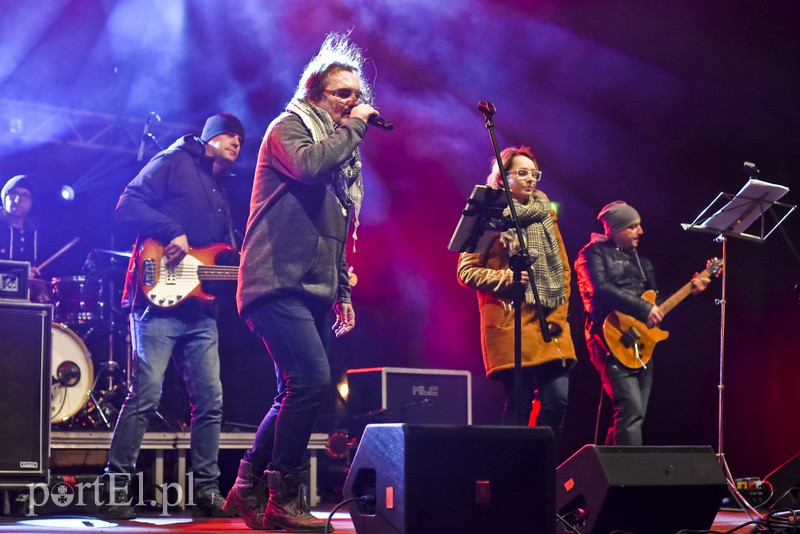 Tak Elbląg przywitał nowy 2018 rok! zdjęcie nr 166952