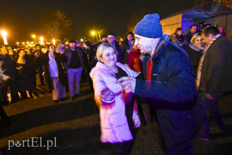 Tak Elbląg przywitał nowy 2018 rok! zdjęcie nr 166971