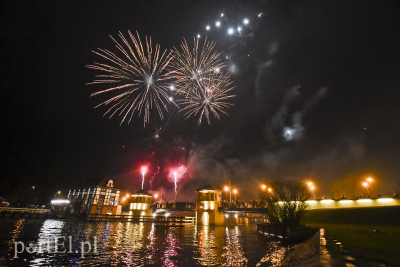 Tak Elbląg przywitał nowy 2018 rok! zdjęcie nr 166991