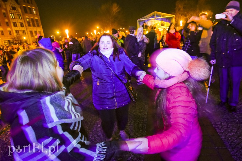 Tak Elbląg przywitał nowy 2018 rok! zdjęcie nr 166970