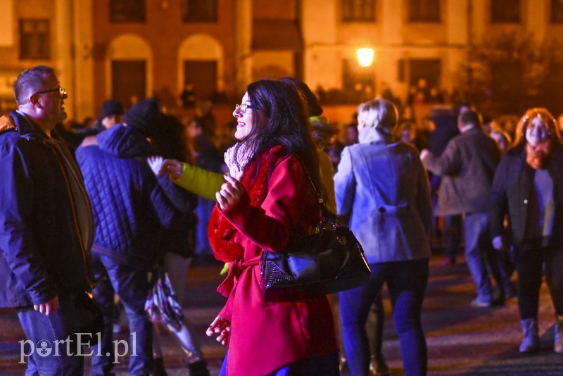 Tak Elbląg przywitał nowy 2018 rok! zdjęcie nr 166978