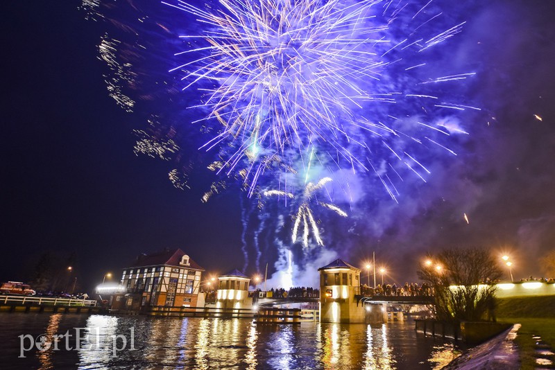 Tak Elbląg przywitał nowy 2018 rok! zdjęcie nr 166996