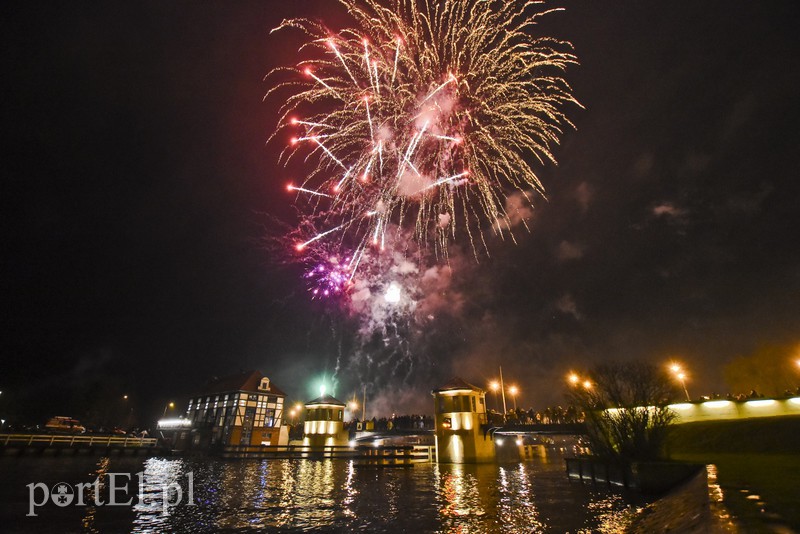 Tak Elbląg przywitał nowy 2018 rok! zdjęcie nr 166992
