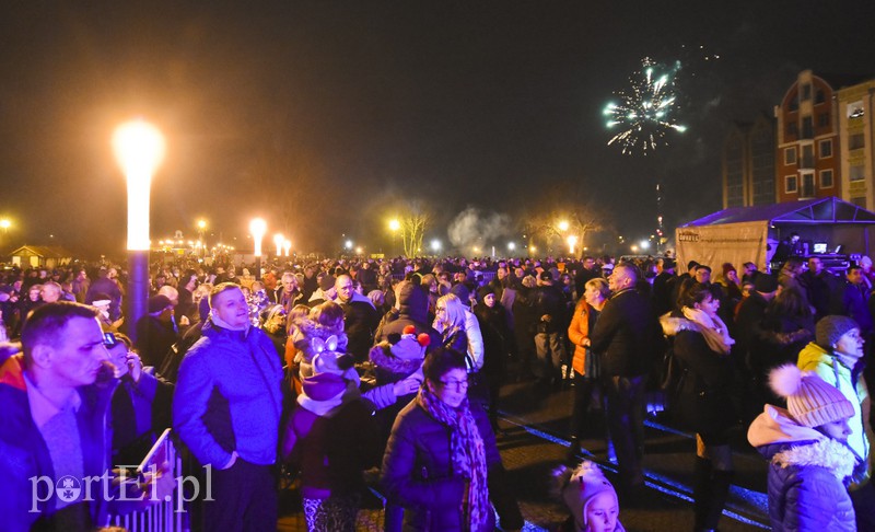 Tak Elbląg przywitał nowy 2018 rok! zdjęcie nr 166973
