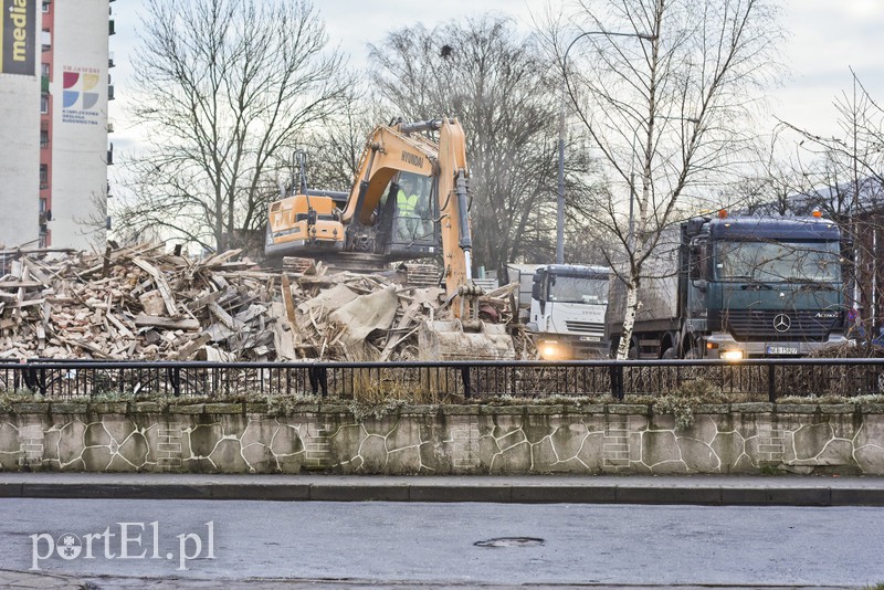 Elbląg Wyburzanie na Grunwaldzkiej