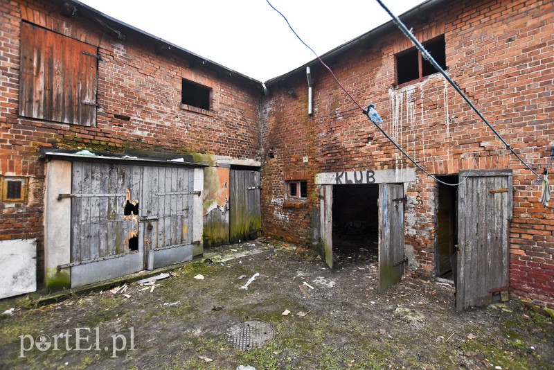 Wyburzają kolejny budynek zdjęcie nr 169205