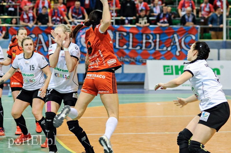 Twardy mecz i wygrana Zagłębia zdjęcie nr 169322