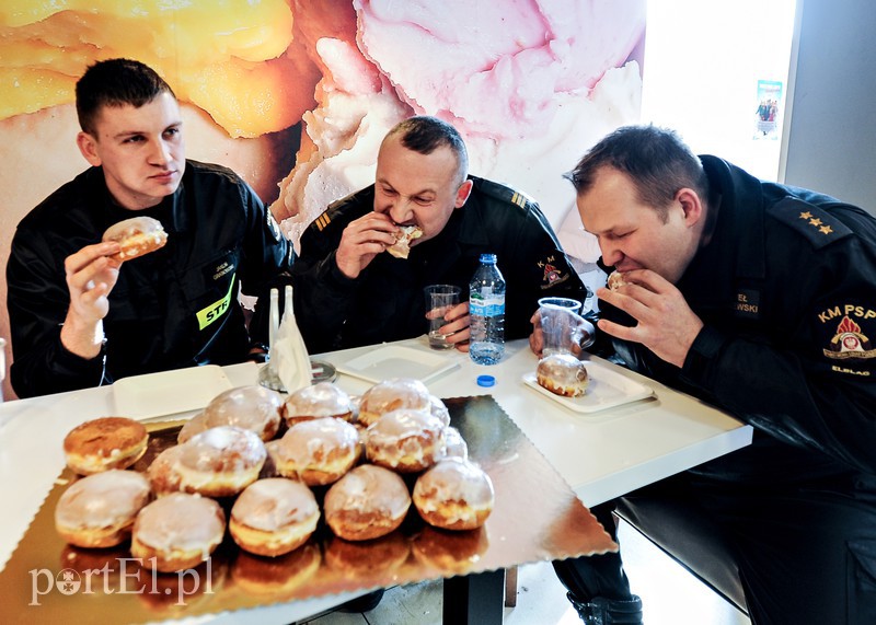 "Pączek" zwyciężył zdjęcie nr 169485