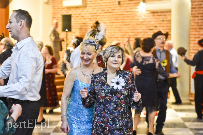 Tak się bawią starsi studenci zdjęcie nr 169749