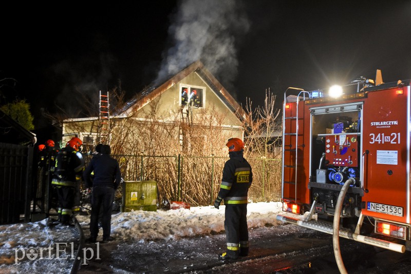 Pożar domku jednorodzinnego przy ul. Niborskiej zdjęcie nr 169974